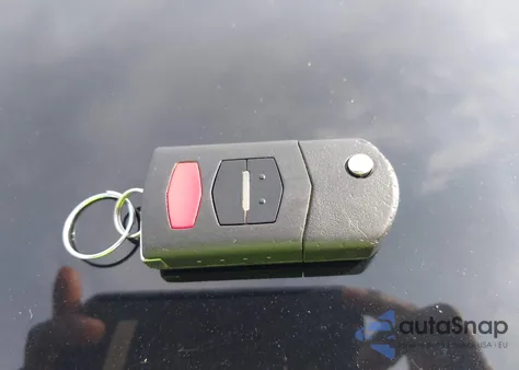 2012 Mazda Mazda2 Sport z USA, uszkodzony, nr VIN JM1DE1KY9C0133646